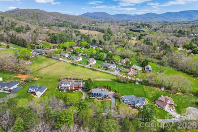 32 Denise Lane, Fletcher, NC 28732
