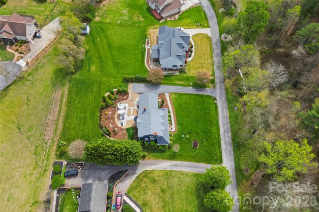 32 Denise Lane, Fletcher, NC 28732