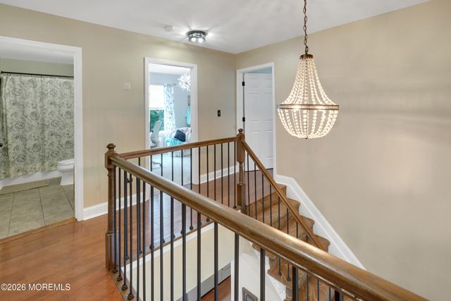 14 Taylors Mills Road, Manalapan, NJ 07726