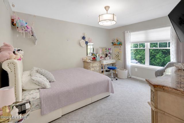 14 Taylors Mills Road, Manalapan, NJ 07726