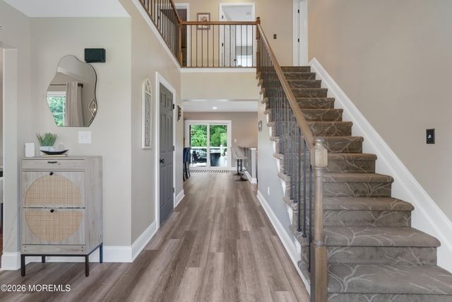 14 Taylors Mills Road, Manalapan, NJ 07726