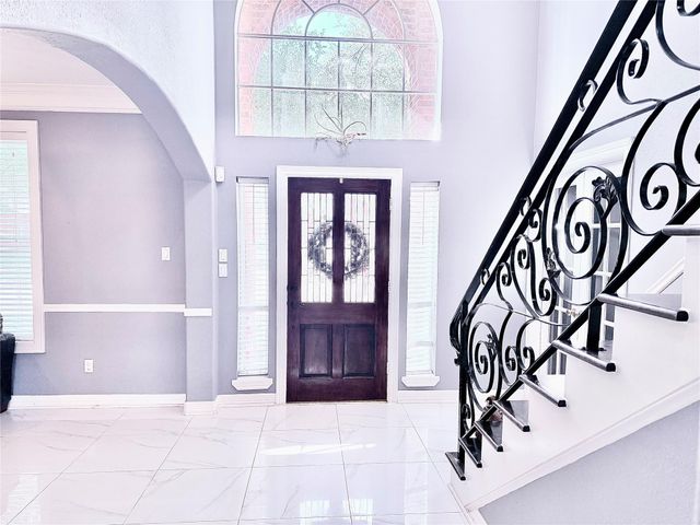 115 S Esplanade Way, Stafford, TX 77477