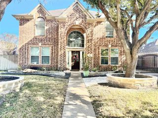 115 S Esplanade Way, Stafford, TX 77477