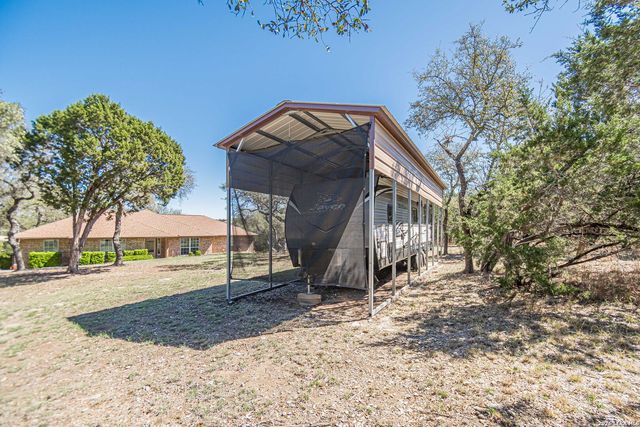 900 Charter Oak, Canyon Lake, TX 78133