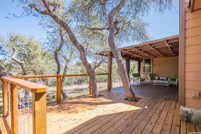 900 Charter Oak, Canyon Lake, TX 78133