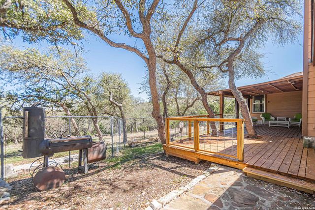 900 Charter Oak, Canyon Lake, TX 78133