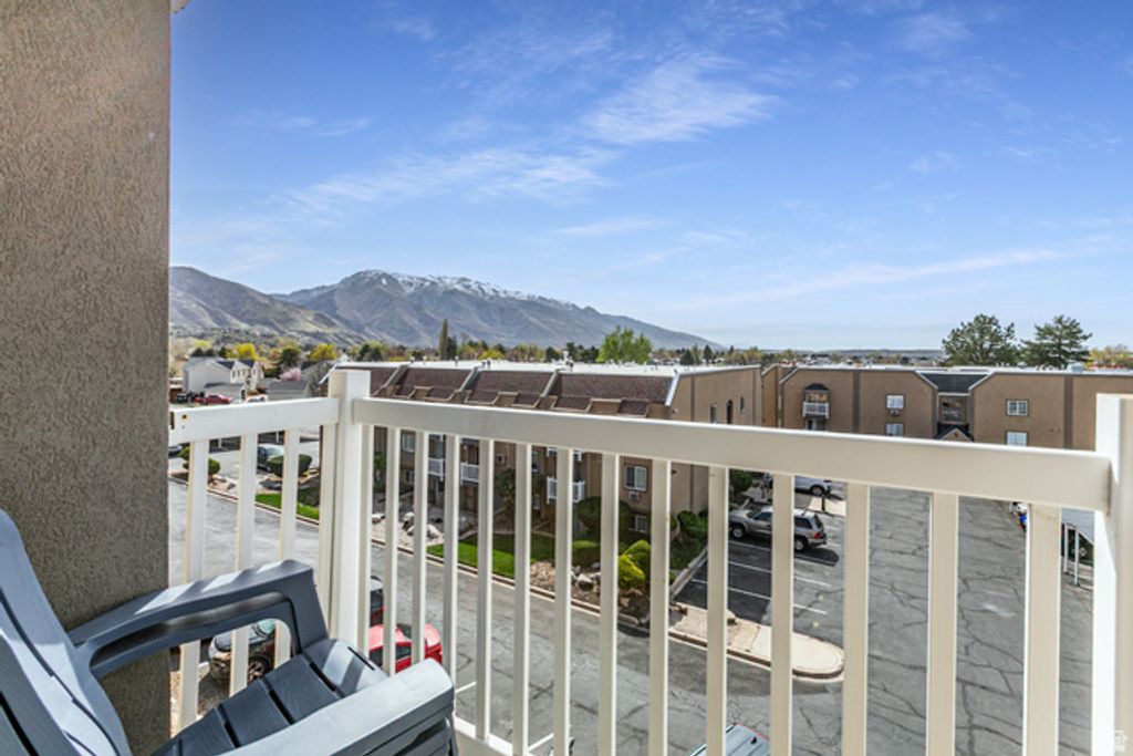 Image 18 of property listing at 5630 MEADOW LN #192, South Ogden, UT 84403