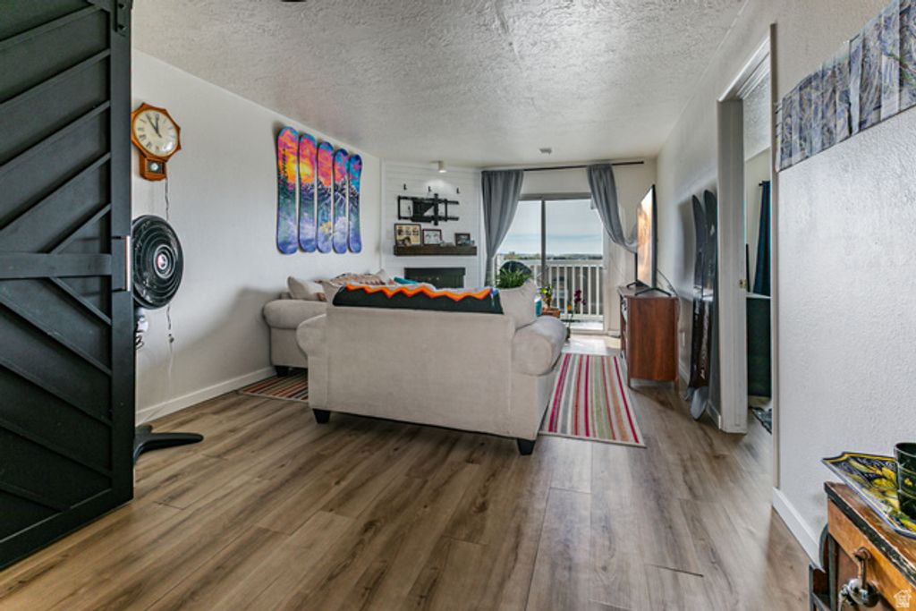 Image 6 of property listing at 5630 MEADOW LN #192, South Ogden, UT 84403