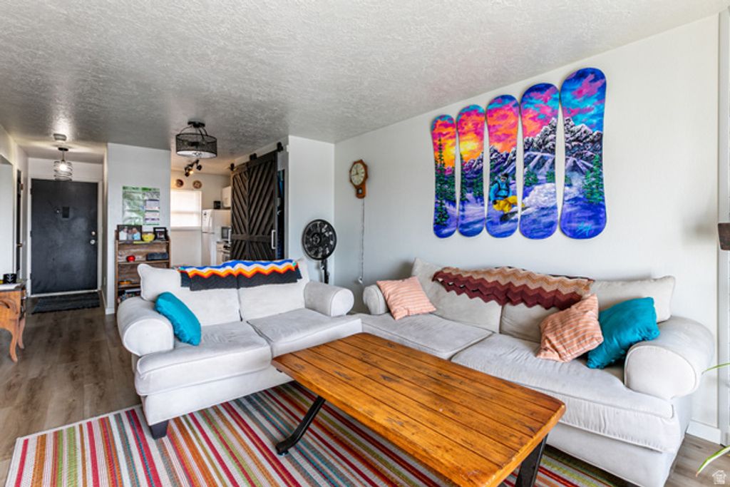 Image 9 of property listing at 5630 MEADOW LN #192, South Ogden, UT 84403