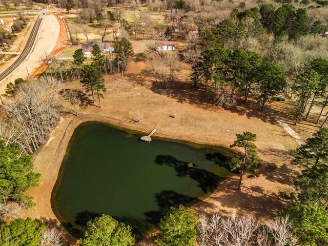 5100 Brent Dr, Longview, TX 75604