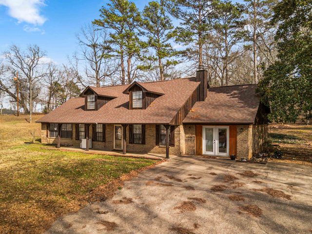 5100 Brent Dr, Longview, TX 75604