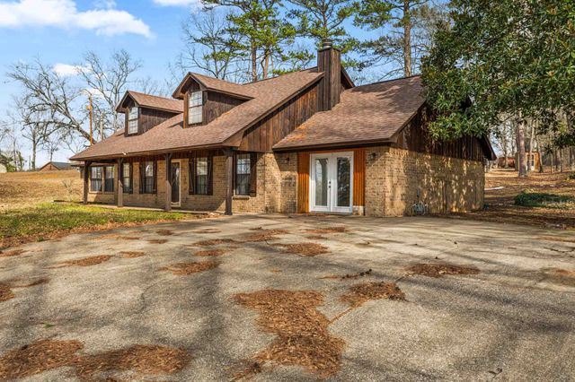 5100 Brent Dr, Longview, TX 75604