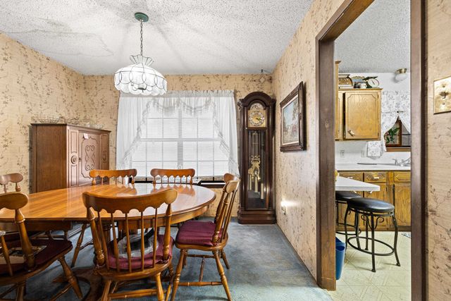 5100 Brent Dr, Longview, TX 75604