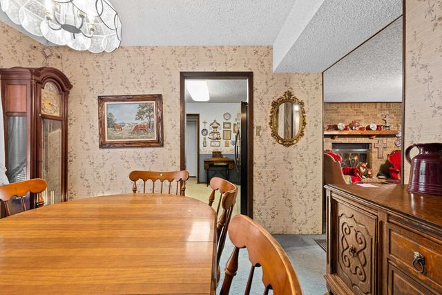 5100 Brent Dr, Longview, TX 75604