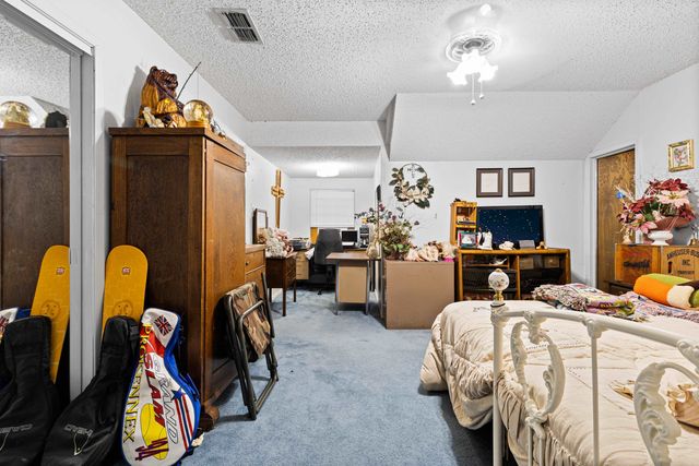 5100 Brent Dr, Longview, TX 75604