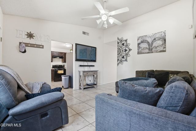 14080 RED DEER ROCK Drive, El Paso, TX 79938