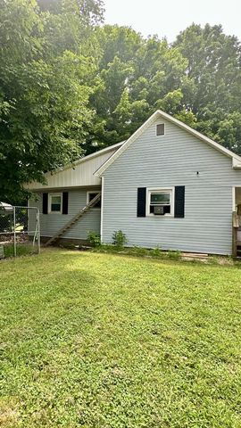 240 Red Hill Rd, Taft, TN 38488