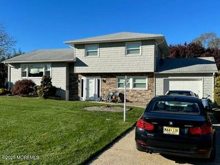 15 Cooper Avenue, West Long Branch, NJ 07764