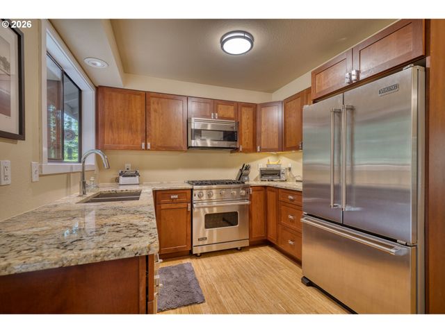 28567 SCAPPOOSE VERNONIA Hwy, Scappoose, OR 97056