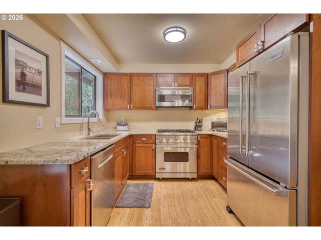 28567 SCAPPOOSE VERNONIA Hwy, Scappoose, OR 97056