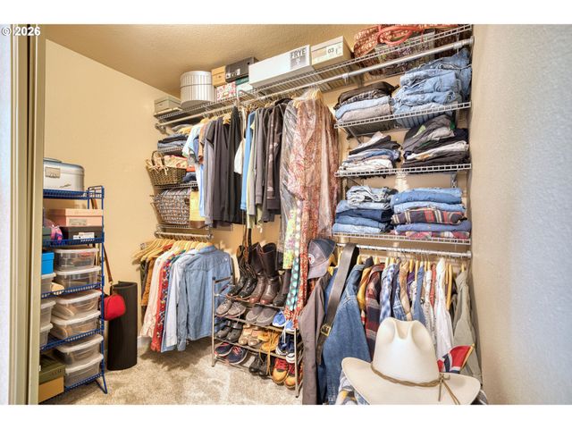 28567 SCAPPOOSE VERNONIA Hwy, Scappoose, OR 97056