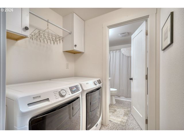 28567 SCAPPOOSE VERNONIA Hwy, Scappoose, OR 97056