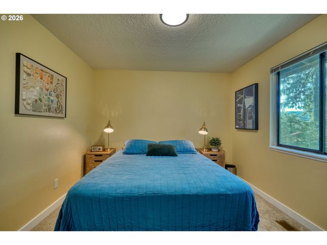 28567 SCAPPOOSE VERNONIA Hwy, Scappoose, OR 97056
