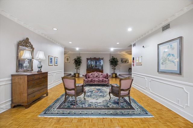 2700 Bellefontaine Street B12, Houston, TX 77025