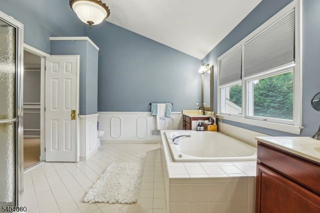 16 Surry Lane16, Franklin Twp., NJ 08802