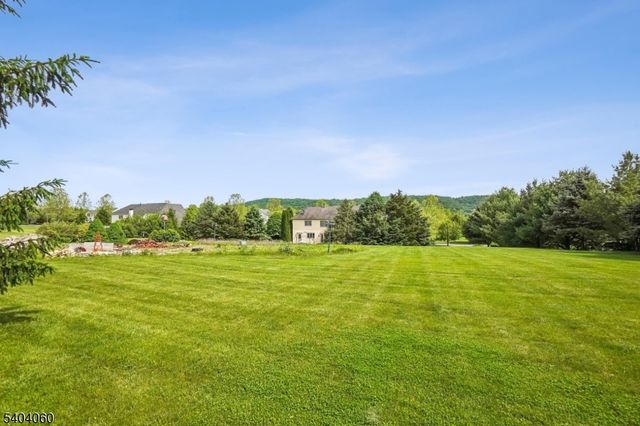 16 Surry Lane16, Franklin Twp., NJ 08802