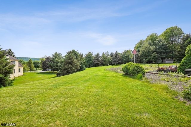 16 Surry Lane16, Franklin Twp., NJ 08802