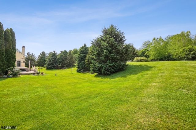 16 Surry Lane16, Franklin Twp., NJ 08802