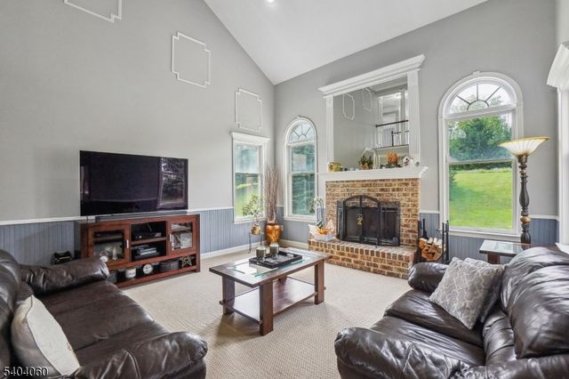 16 Surry Lane16, Franklin Twp., NJ 08802