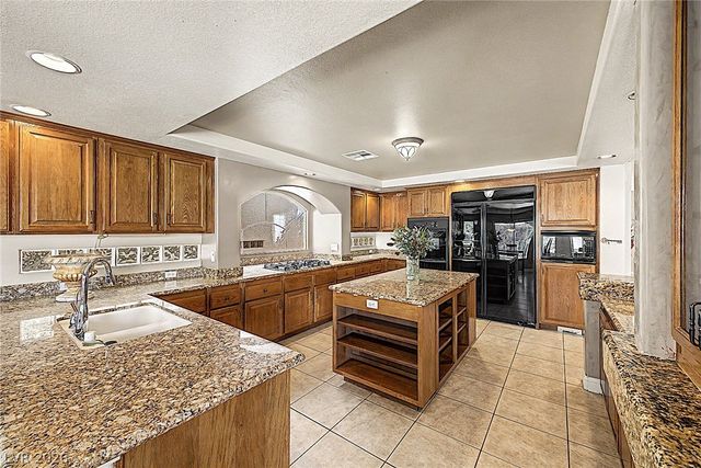 3924 Royal Scots Avenue, Las Vegas, NV 89141