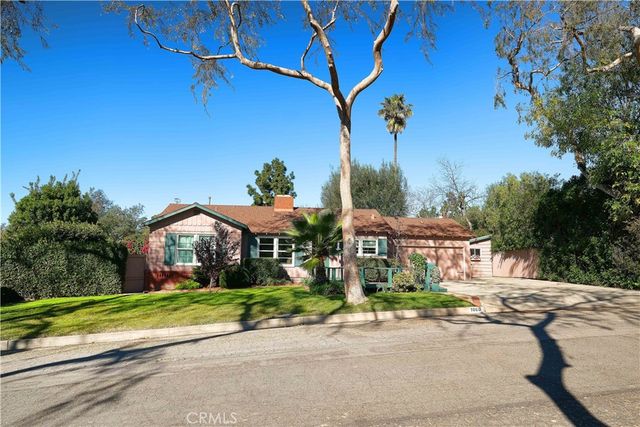 1060 Grandview, Fullerton, CA 92835