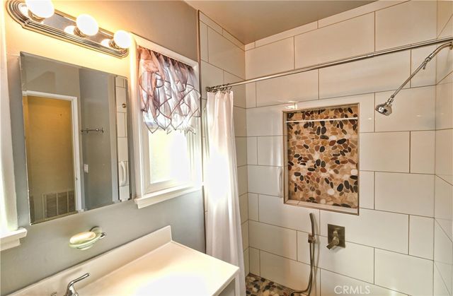 1060 Grandview, Fullerton, CA 92835