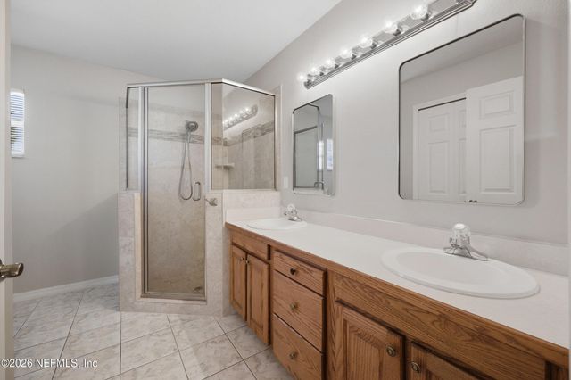 75 BREEZE HILL Lane, Palm Coast, FL 32137