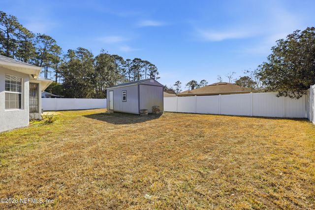 75 BREEZE HILL Lane, Palm Coast, FL 32137