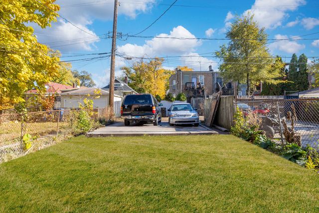 5527 S loomis Boulevard, Chicago, IL 60636