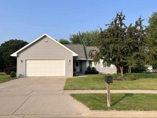 3140 BAILEY COURT, Oshkosh, WI 54904