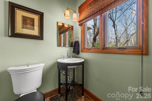 221 Connection Circle, Robbinsville, NC 28771