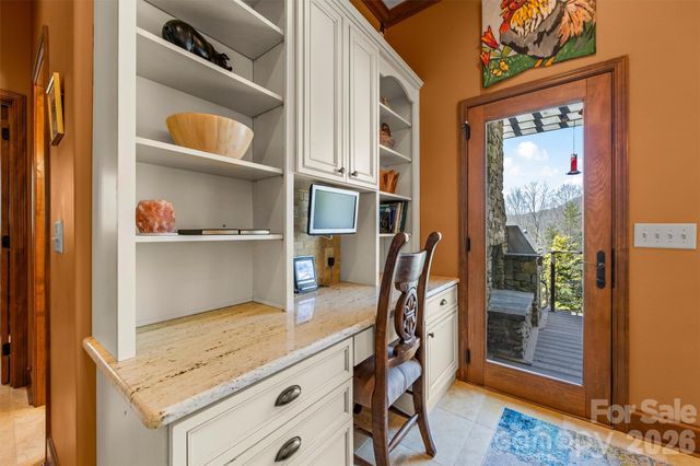 221 Connection Circle, Robbinsville, NC 28771