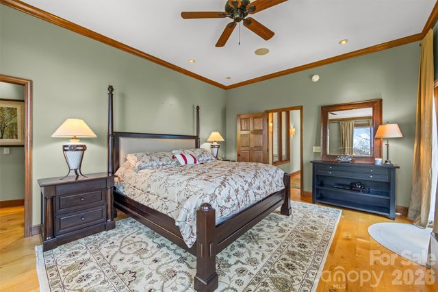 221 Connection Circle, Robbinsville, NC 28771