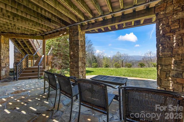 221 Connection Circle, Robbinsville, NC 28771