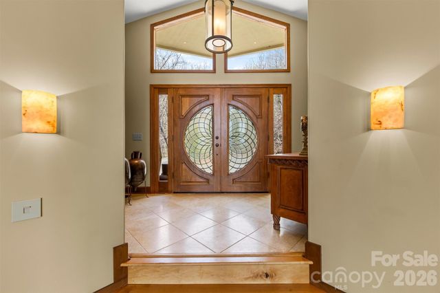 221 Connection Circle, Robbinsville, NC 28771