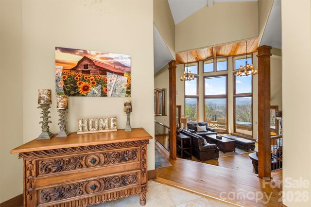 221 Connection Circle, Robbinsville, NC 28771