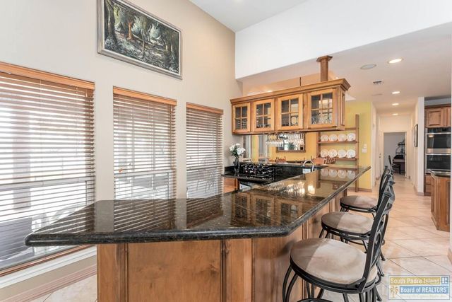 14 Whooping Crane Dr., Laguna Vista, TX 78578