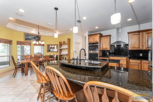 14 Whooping Crane Dr., Laguna Vista, TX 78578