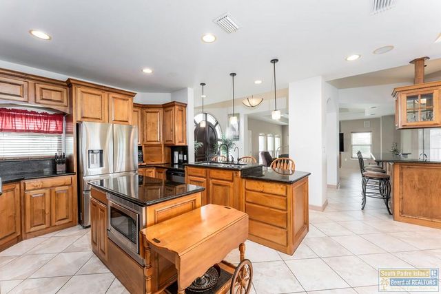 14 Whooping Crane Dr., Laguna Vista, TX 78578