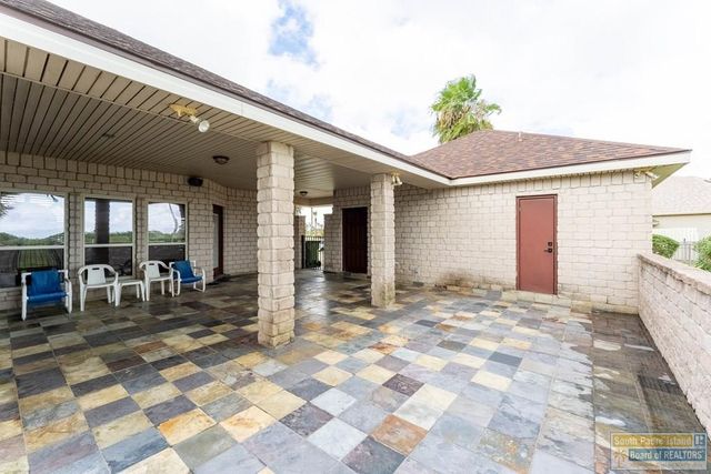 14 Whooping Crane Dr., Laguna Vista, TX 78578